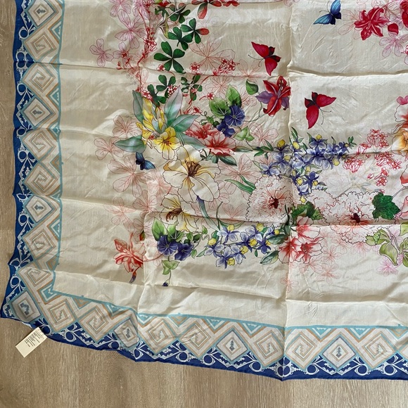 Johnny Was Silk Scarf - Picture 2 of 6